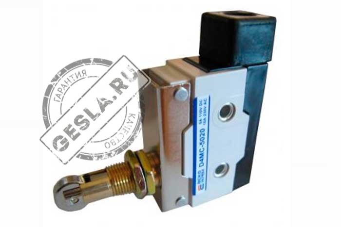 Микровыключатель D4MC-5020 фото 1